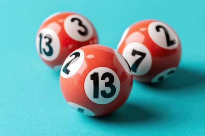 A probabilidade de acerto varia conforme a quantidade de dezenas marcadas. (Foto: Adobe Stock)