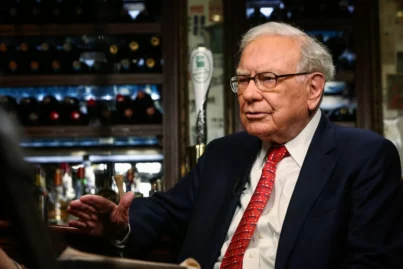 “Mercado virou cassino”, diz Buffett; Berkshire mantém US$ 380 bi em caixa à espera de oportunidades