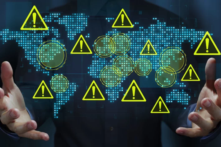 O economista Eswar S. Prasad avalia que os principais problemas mundiais est&atilde;o se alimentando mutuamente em um "c&iacute;rculo vicioso". Foto: Adobe Stock