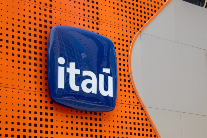 A&ccedil;&otilde;es do Ita&uacute; (ITUB4) est&atilde;o entre os maiores destaques negativos do Ibovespa hoje. Foto: Adobe Stock