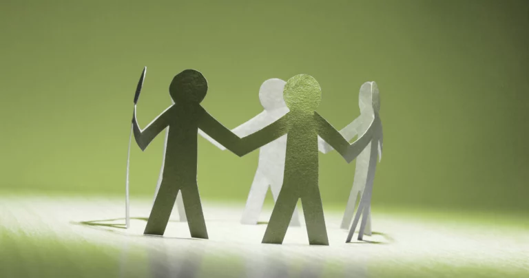 Conex&otilde;es verdadeiras v&atilde;o al&eacute;m do networking e se tornam ativos estrat&eacute;gicos para sa&uacute;de, longevidade e crescimento sustent&aacute;vel nos neg&oacute;cios. (Imagem: Adobe Stock) 