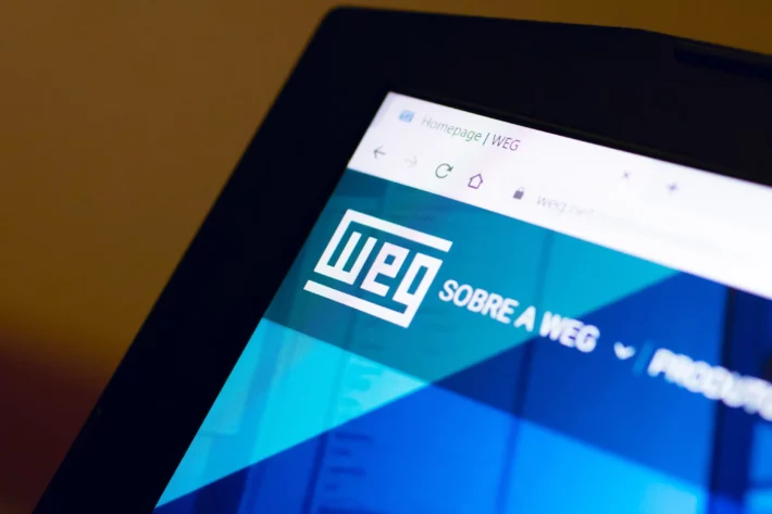 JPMorgan reduz recomenda&ccedil;&atilde;o da Weg (WEGE3) para neutra devido o resultado do balan&ccedil;o do 4T25. (Imagem: Adobe Stock)