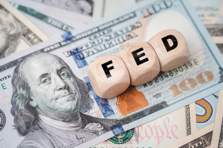 Investidores adotam postura defensiva ap&oacute;s ata do Fed, balan&ccedil;os na Europa e &agrave; espera de dados econ&ocirc;micos nos EUA e no Brasil. (Foto: Adobe Stock)