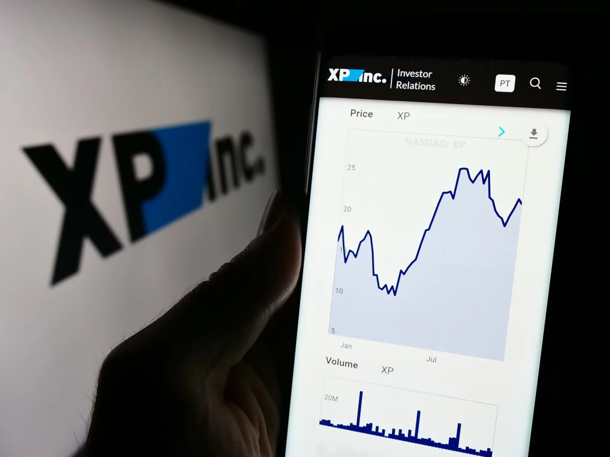 XP (XPBR31) anuncia lucro de R$ 1,3 bilhão no 4T25, alta de 10% ante ano anterior; veja os números do balanço