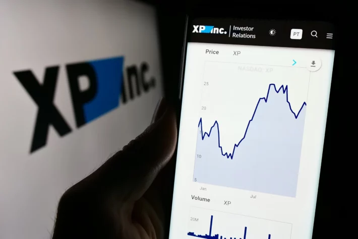 A XP anunciou alta de 10% ante 4T25 e alcan&ccedil;a um lucro l&iacute;quido ajustado no quarto trimestre de 2025 de R$ 1,33 bilh&atilde;o. (Imagem: Adobe Stock)