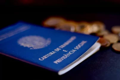 FGTS: Caixa paga segunda etapa do saldo retido hoje (09); veja quem recebe