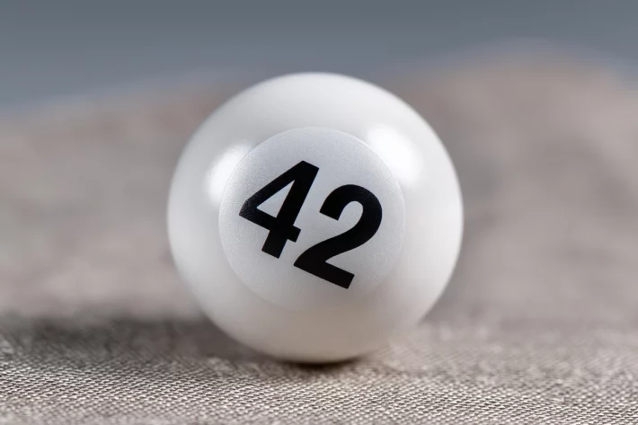 Na Lotof&aacute;cil, 43,79% do valor arrecadado &eacute; destinado &agrave; premia&ccedil;&atilde;o. (Foto: Adobe Stock)