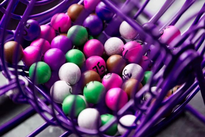 Em cada concurso da Lotof&aacute;cil, s&atilde;o extra&iacute;dos 15 n&uacute;meros. (Foto: Adobe Stock)