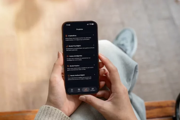 Mercado Bitcoin lan&ccedil;a campanha com cashback de at&eacute; 5% em Bitcoin entre 4 e 6 de fevereiro, com mais de 15 ativos digitais, incluindo criptomoedas e renda fixa digital. | Divulga&ccedil;&atilde;o Mercado Bitcoin