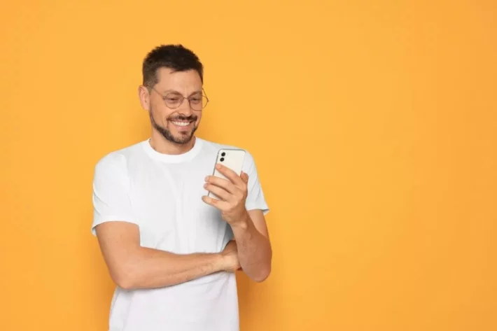 Os jogos s&oacute; podem ser realizados por maiores de 18 anos. (Foto: Adobe Stock)
