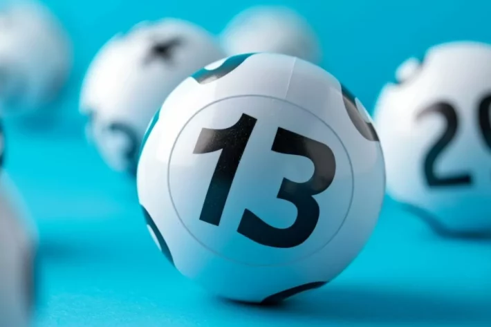 O evento acontece por volta das 21h. (Foto: Adobe Stock)