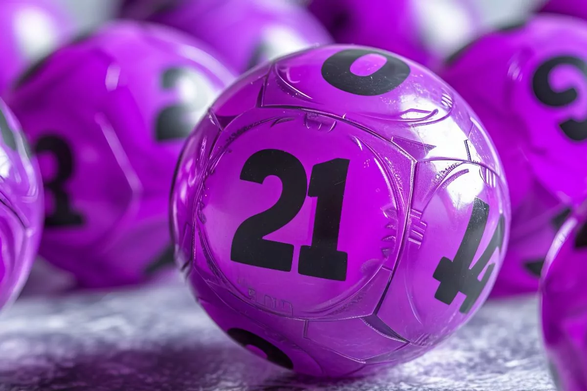 Resultado da Lotofácil 3617: OS NÚMEROS FORAM SORTEADOS! Veja as dezenas de hoje (20)