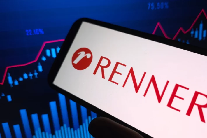 UBS BB afirma que a Renner (LREN3)&nbsp;assumiu, pela primeira vez, a lideran&ccedil;a em inten&ccedil;&atilde;o de compra no varejo. (Imagem: Adobe Stock)