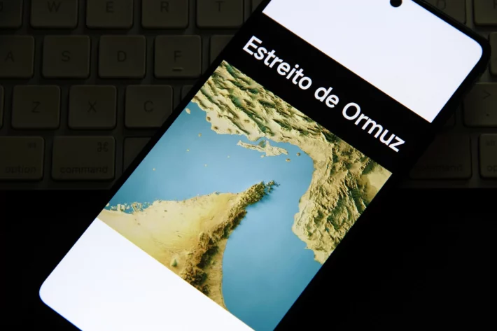 Estreito de Ormuz (Foto: Adobe Stock)