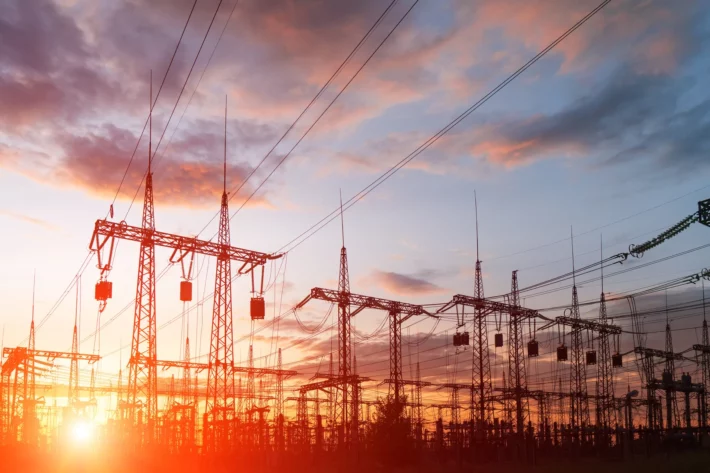 O UBS BB destaca que a Light (LIGT3) tem melhora no Ebitda, mas n&atilde;o exclui d&iacute;vida. (Foto: Adobe Stock)