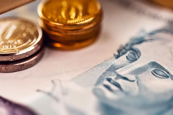 Marco Saravalle: Como  investidores institucionais est&atilde;o alocando seus recursos em cen&aacute;rio de incerteza pol&iacute;tica? (Foto: Adobe Stock)