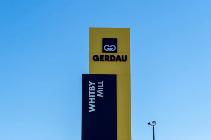 A BlackRock elevou sua participa&ccedil;&atilde;o na Gerdau para 10,06% das a&ccedil;&otilde;es preferenciais, somando 128,3 milh&otilde;es de pap&eacute;is, incluindo ADRs. Gestora afirma que investimento n&atilde;o altera o controle da companhia. (Imagem: Adobe Stock) 