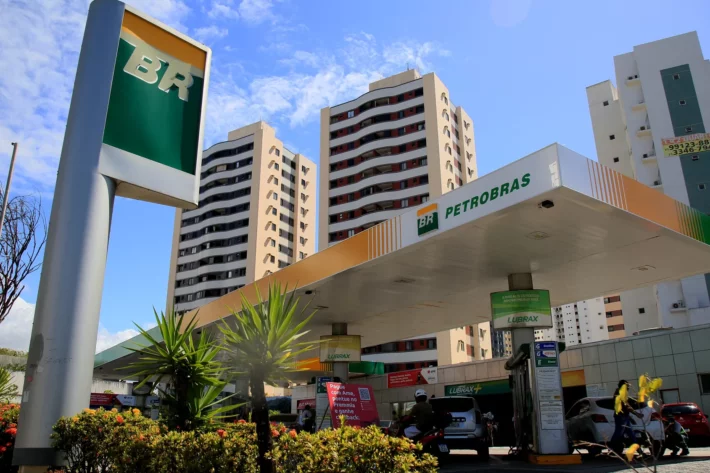 Petrobras (PETR3; PETR4) sobe com leil&atilde;o bilion&aacute;rio e cen&aacute;rio externo no radar (Foto: Adobe Stock)