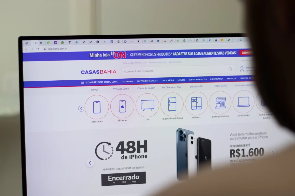 Casas Bahia (BHIA3) anuncia parceria com Amazon (AMAZO34) para vendas no Brasil e salta 7,61% na Bolsa