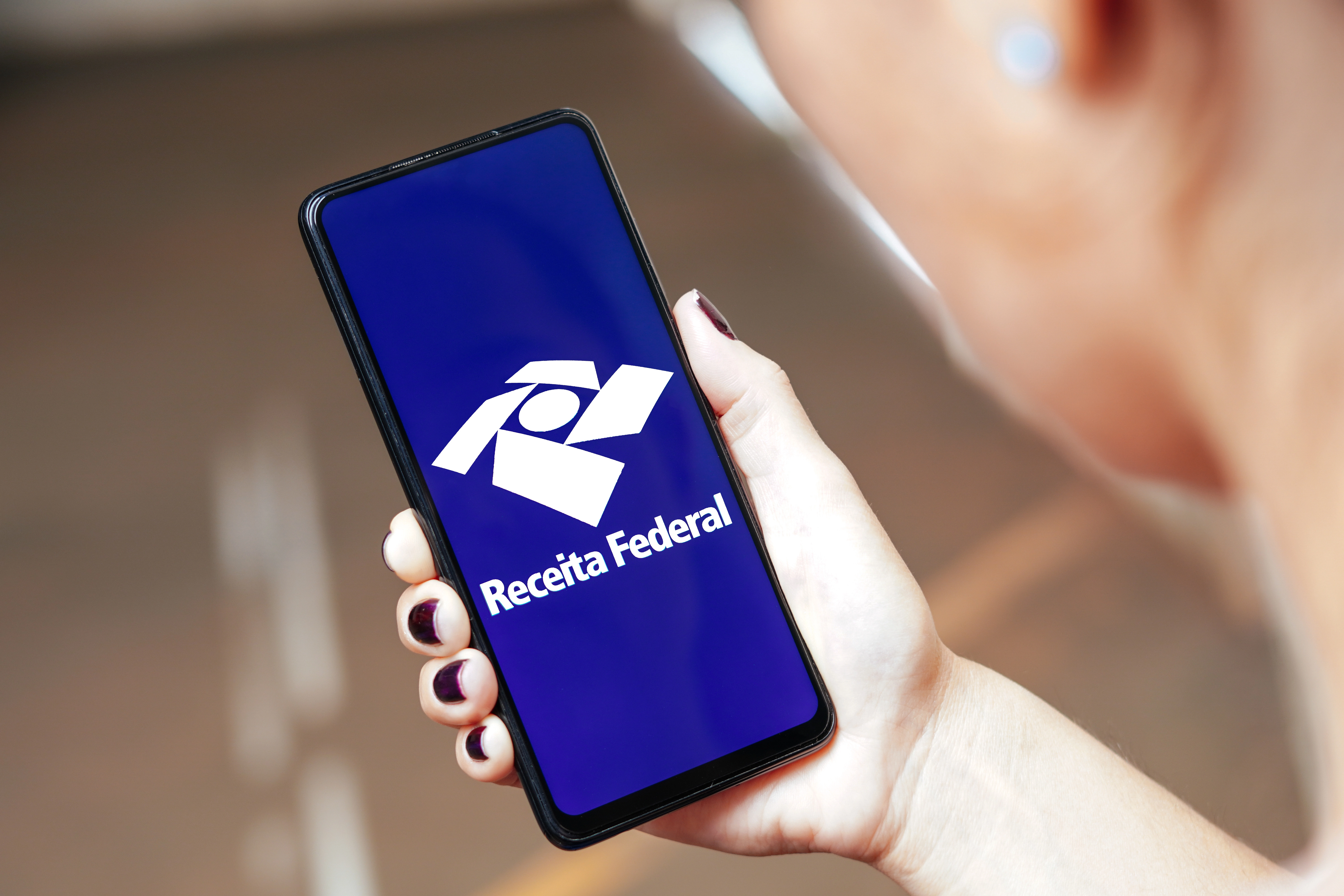 Imposto de Renda 2026: dados errados na pré-preenchida? Como corrigir sem cair na malha fina