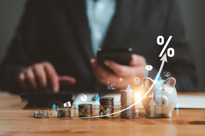 Empresas com alto dividend yield e gera&ccedil;&atilde;o de caixa consistente voltam ao foco das carteiras recomendadas de dividendos em mar&ccedil;os de 2026 em meio &agrave; expectativa de cortes da Selic e volatilidade externa. (Foto: Adobe Stock)