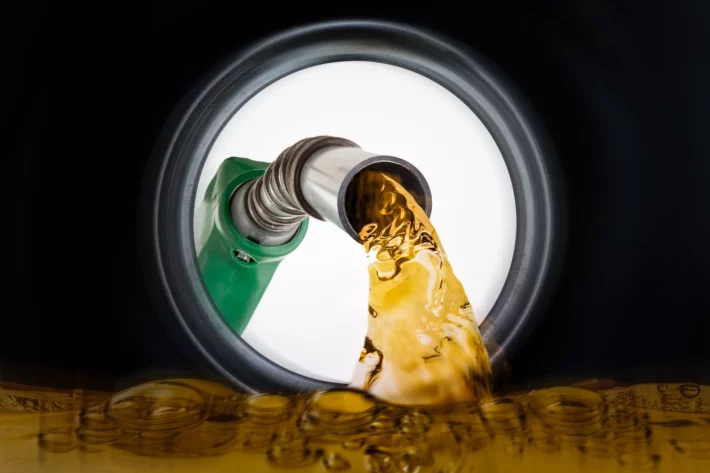 Alta do diesel e dos fertilizantes pressiona o agroneg&oacute;cio brasileiro e afeta desde o produtor rural at&eacute; empresas listadas e fundos ligados ao setor. (Foto: Adobe Stock)