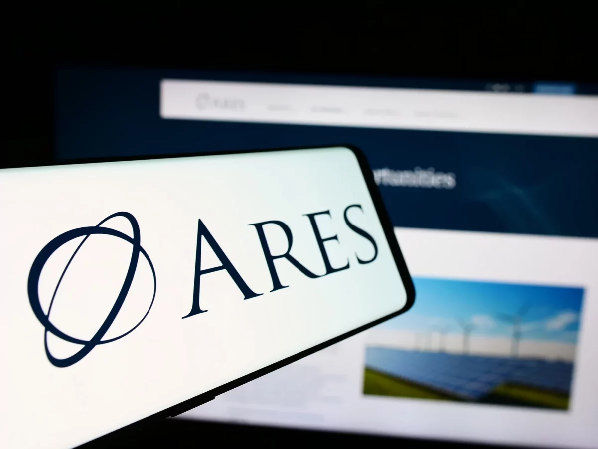Ares Management limita a 5% saques de fundo de US$ 22,5 bilhões após pedidos de resgate