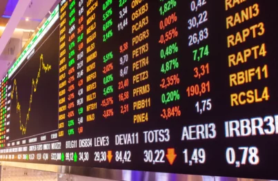 Ibovespa supera 182 mil com alívio externo e petróleo em queda; bancos lideram alta