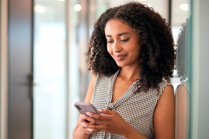 &Eacute; poss&iacute;vel participar dos sorteios da Caixa de forma online. (Foto: Adobe Stock)