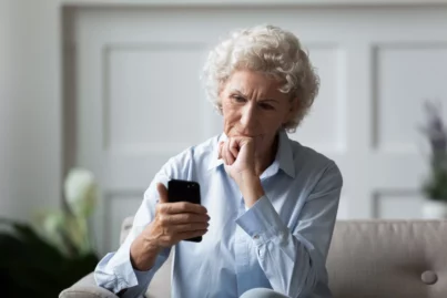 Idosos ainda precisam ir ao banco fazer a prova de vida? Entenda o procedimento