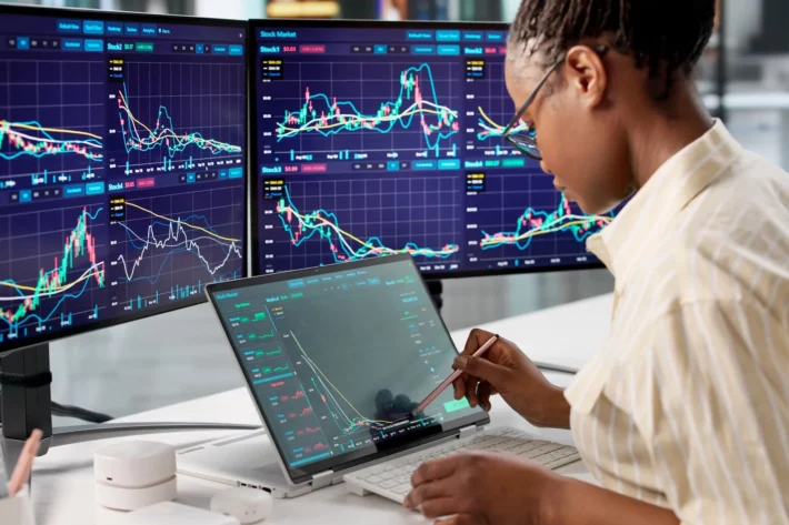 Semana re&uacute;ne dados de infla&ccedil;&atilde;o no Brasil e no exterior, al&eacute;m da ata do Fed e indicadores de atividade econ&ocirc;mica (Foto: Adobe Stock)