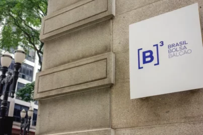 Estrangeiros na Bolsa caminham para fechar abril no positivo; fluxo no ano já soma R$ 63 bi