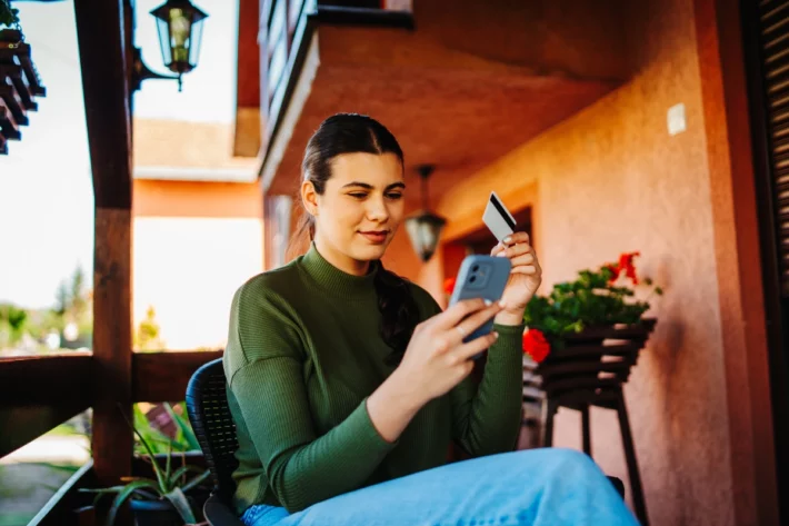 O funcionamento das institui&ccedil;&otilde;es financeiras segue a Resolu&ccedil;&atilde;o n&ordm; 4.880. (Foto: Adobe Stock)