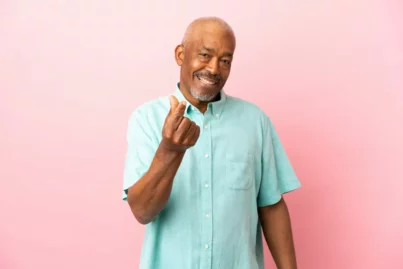 Calendário do INSS 2026: último dia de pagamentos hoje (08); veja o grupo que encerra os repasses