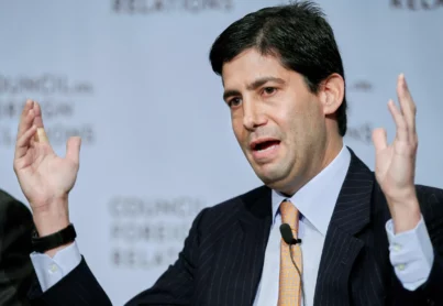Indicado ao Fed, Kevin Warsh defende mandato duplo, minimiza ruídos políticos e vê economia dos EUA pronta para “florescer”