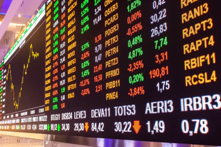Investidores acompanham agenda econ&ocirc;mica intensa e movimento global enquanto Ibovespa se aproxima dos 200 mil pontos hist&oacute;ricos. (Imagem: Adobe Stock)