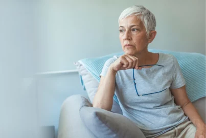 Idosos com mais de 60 anos estão isentos do pagamento de algumas dívidas? Entenda como funciona