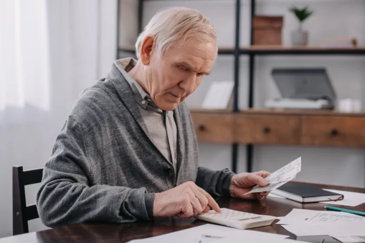 O m&iacute;nimo existencial &eacute; o conjunto de direitos b&aacute;sicos. (Foto: Adobe Stock)