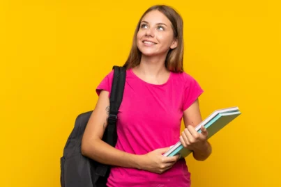 Pé-de-Meia: o que acontece com o dinheiro quando o aluno encerra a conta no Caixa Tem?