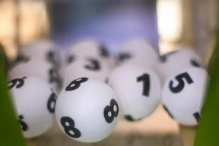 A Caixa Econ&ocirc;mica Federal realiza a apura&ccedil;&atilde;o da quantidade de vencedores. (Foto: Adobe Stock)