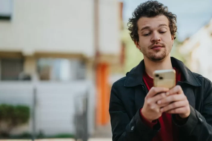 A Tele Sena de P&aacute;scoa est&aacute; &agrave; venda em lot&eacute;rica, ag&ecirc;ncia dos Correios e pelo site oficial. (Foto: Adobe Stock)