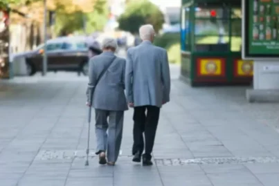 Quais idosos têm direito ao transporte gratuito? Veja como funciona para pessoas com 60 anos e 65 anos