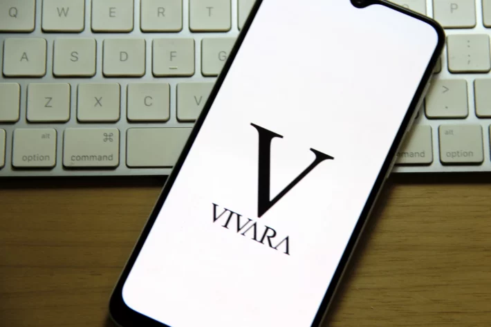 Alta nos pre&ccedil;os do ouro e da prata est&atilde;o prejudicando e pressionando o desempenho da Vivara (VIVA3), segundo o Ita&uacute; BBA. (Imagem: Adobe Stock)