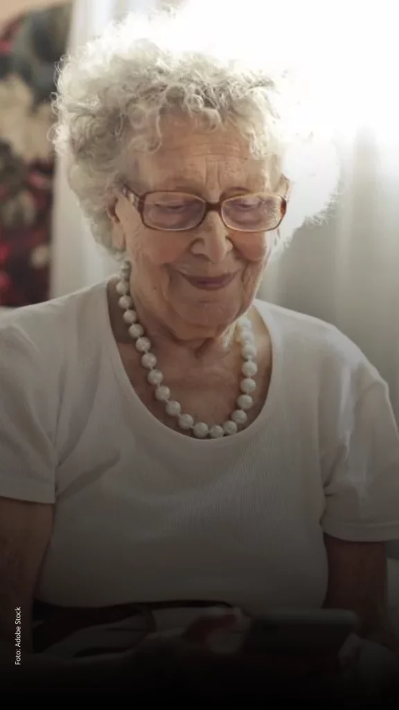 Imagem principal sobre o Carteira do Idoso: veja qual gratuidade os idosos conseguem com o documento