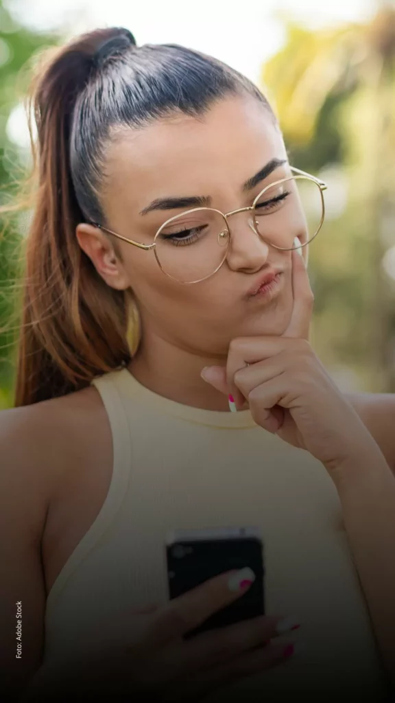 Imagem principal sobre o FGTS: passo a passo para solicitar a retirada de valores esquecidos pelo celular