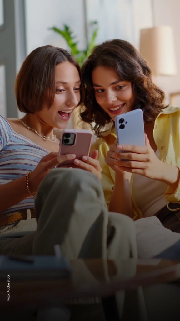 Imagem principal sobre o Pé-de-Meia: passo a passo para mães autorizarem filhos a movimentar o dinheiro pelo Caixa Tem