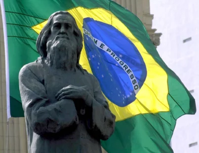 Bancos, B3, Pix e outros serviços: o que funciona no Feriado de Tiradentes 2026