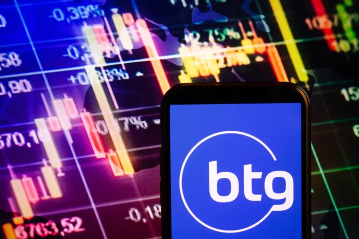 BTG Pactual (BPAC11) reporta lucro de R$ 4,8 bilh&otilde;es no 1T26 e refor&ccedil;a diversifica&ccedil;&atilde;o de receitas, com destaque para wealth, cr&eacute;dito corporativo e trading. (Imagem: Adobe Stock) 