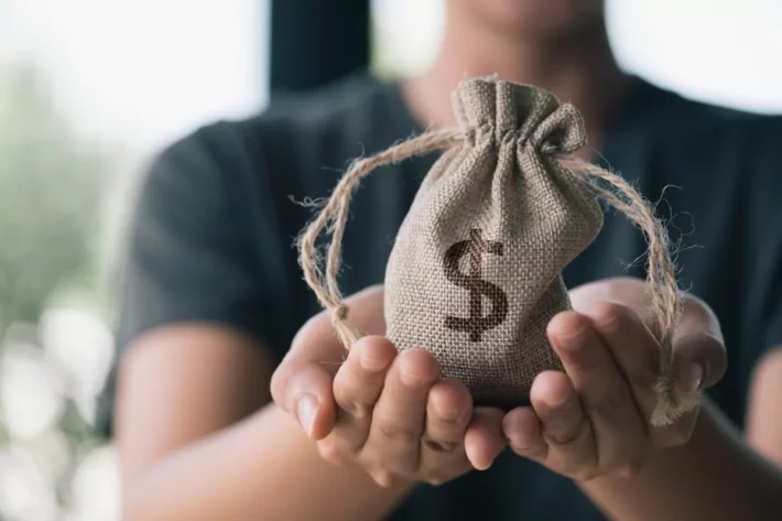 As d&iacute;vidas poder&atilde;o ter desconto de 30% a 90%. (Foto: Adobe Stock)
