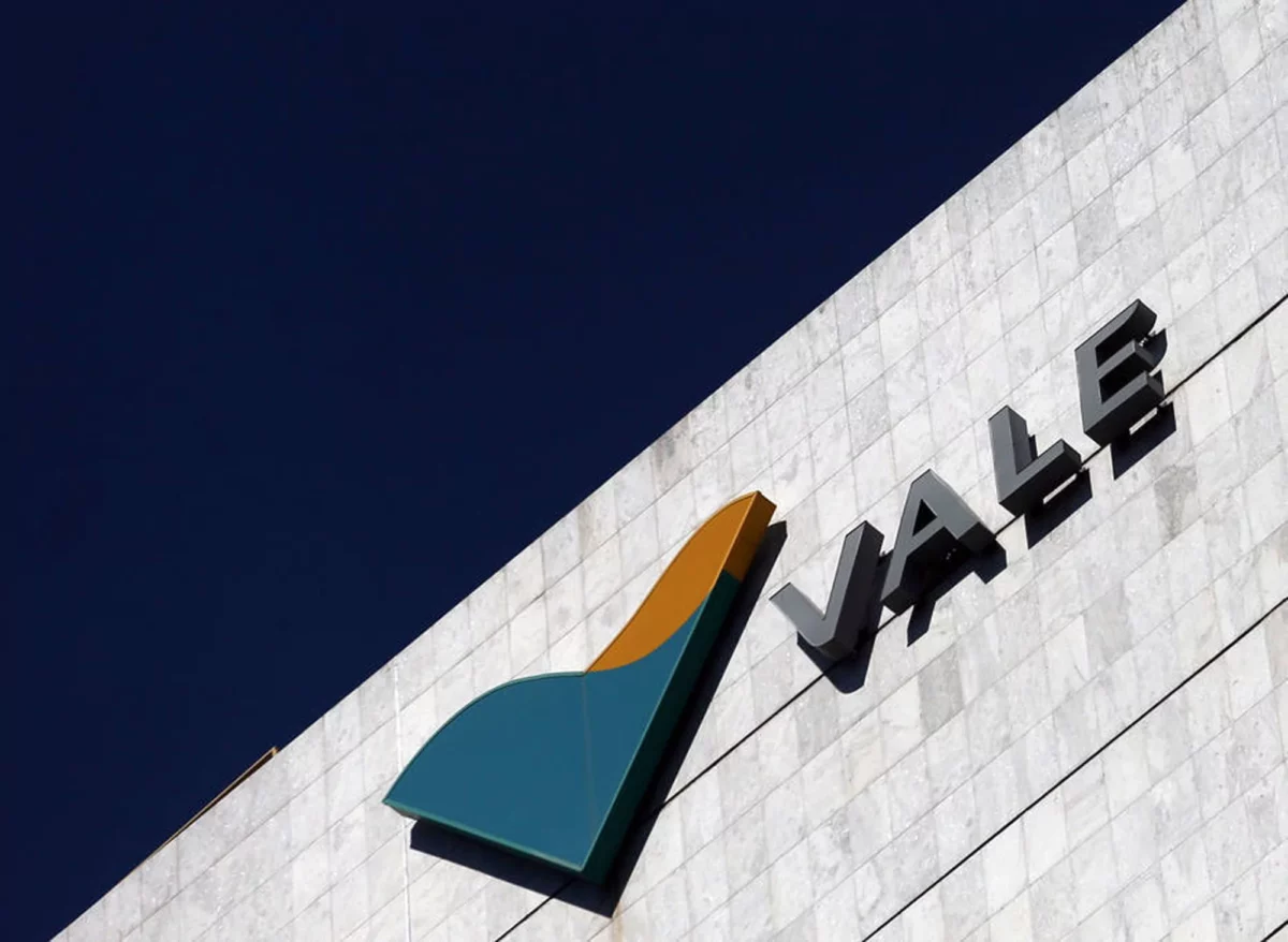 Vale (VALE3) perde força e vira para queda após salto de 3%; entenda o que mudou no radar do mercado